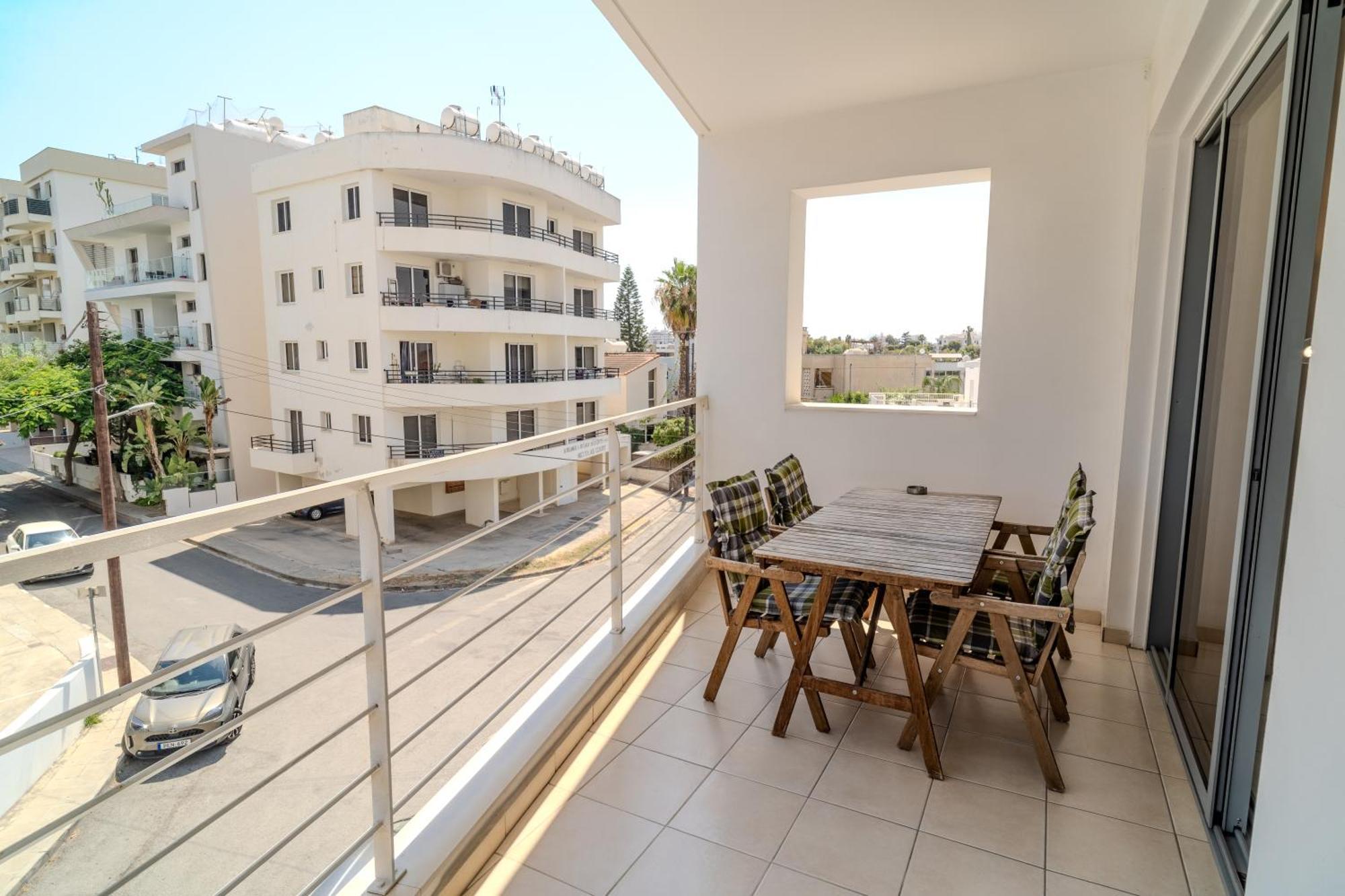 Blue Dawn Center Flat Apartman